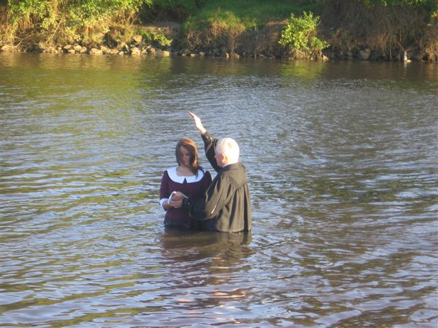 Amy's Baptism 070 (Small).jpg
